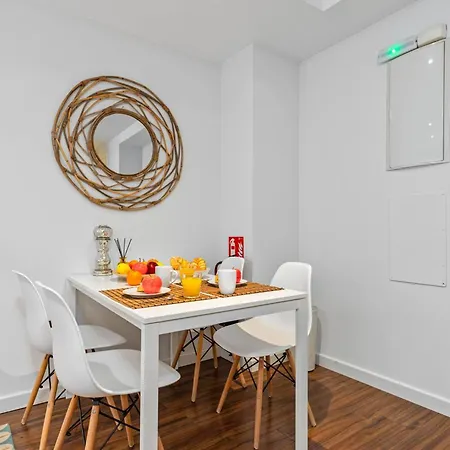 Plaza Del Carmen * 希洪