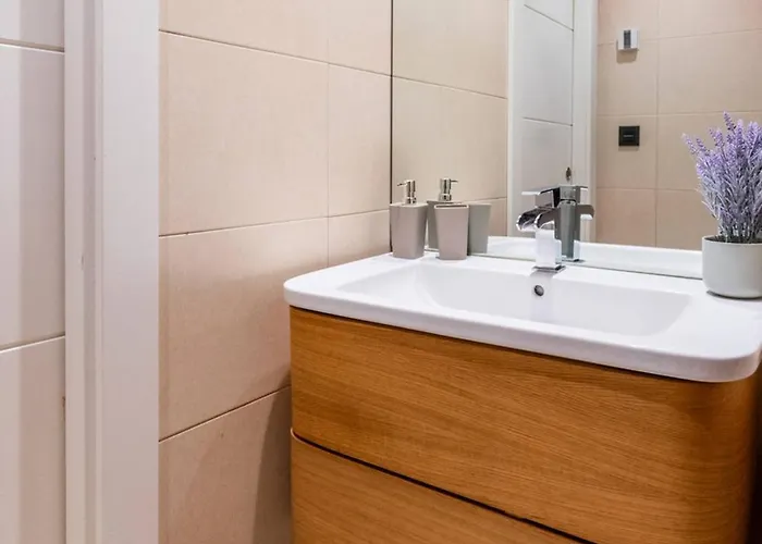 Plaza Del Carmen * 希洪